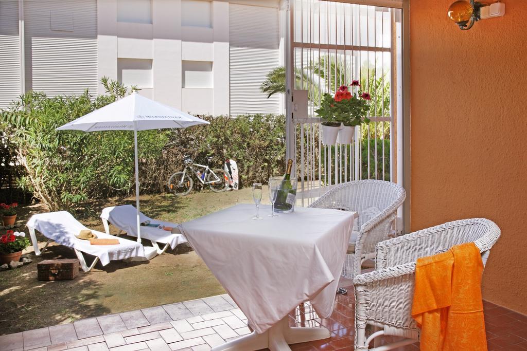 Casa Adosada En Platja De Pals By Apartaments Golf Dış mekan fotoğraf